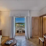 Hotel Petra Bianca