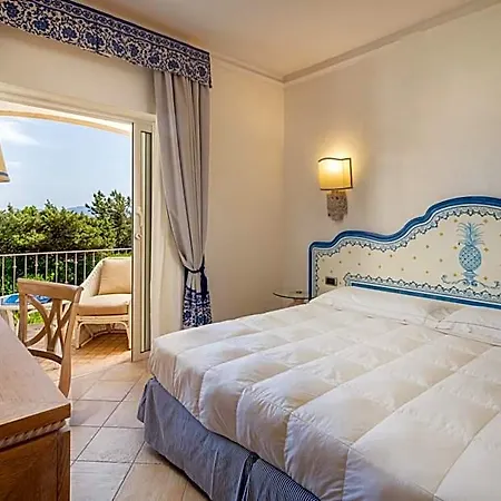 Hotel Petra Bianca