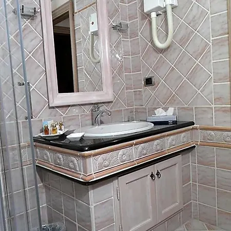 Hotel Petra Bianca 4*