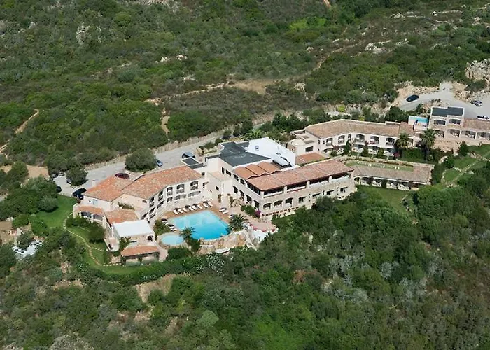 Hotel Petra Bianca 4*