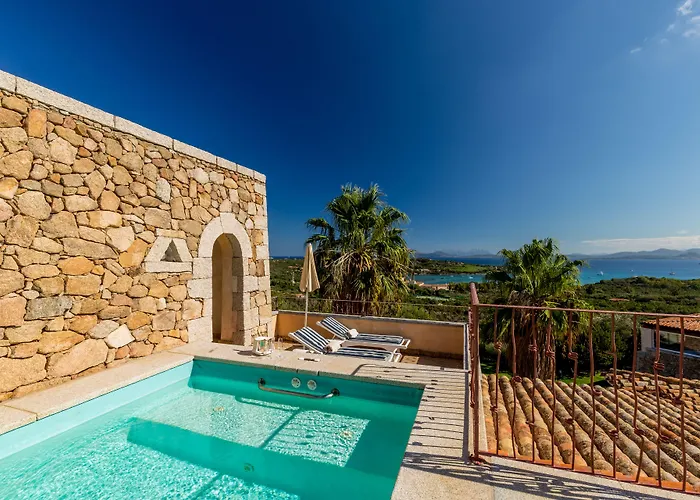 Hotel Petra Bianca 4*