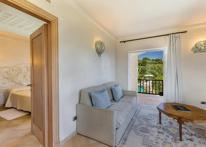 Petra Bianca Hotel 4*