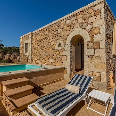 Petra Bianca 4*